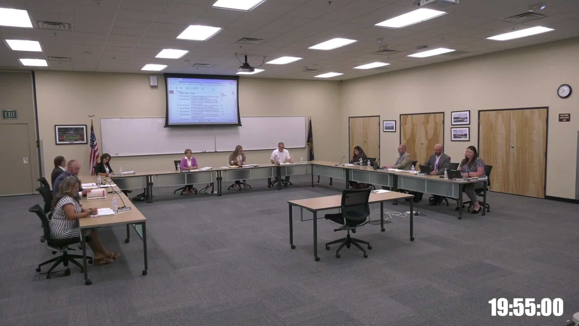 Hermiston Board of Education approves teacher agreement and plans staff reduction