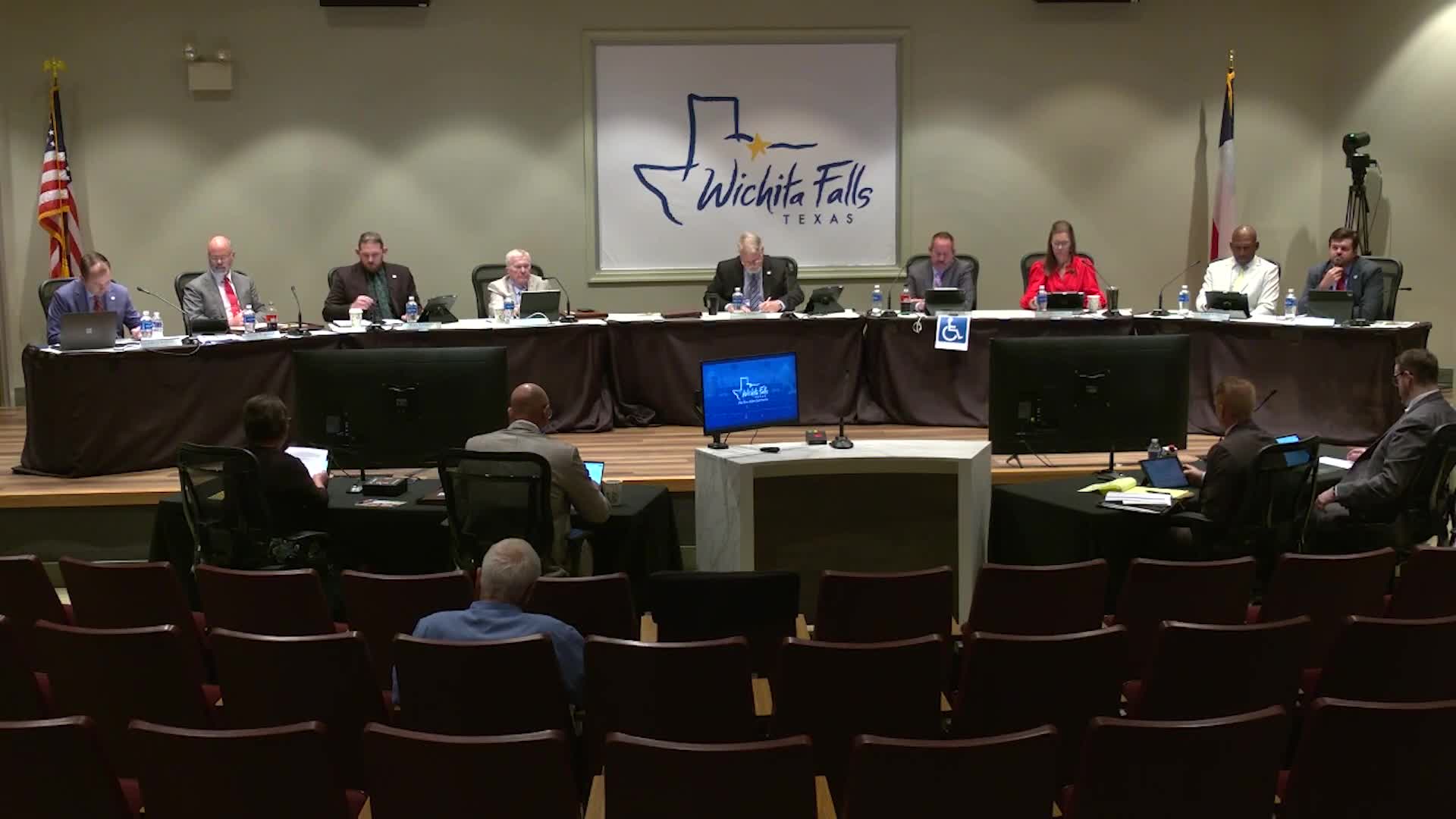 City Council holds public hearing on rezoning 30 acres at 4700 Greg Road