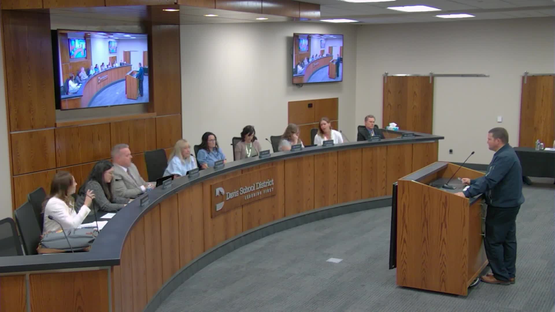 School board approves Kaysville Junior High gym and multiple elementary projects