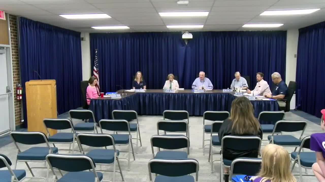 Solon Board of Education discusses resignations and approves student handbooks for 2025-26