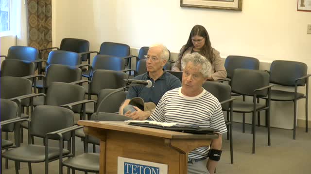Spring Creek HOA Voices Concerns Over ISD Contract Bidding and Board Vacancies