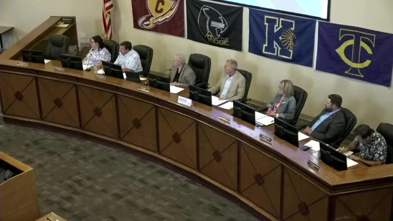 Keller ISD Staff Highlights Pay Discrepancies and Enrollment Decline at Special Meeting