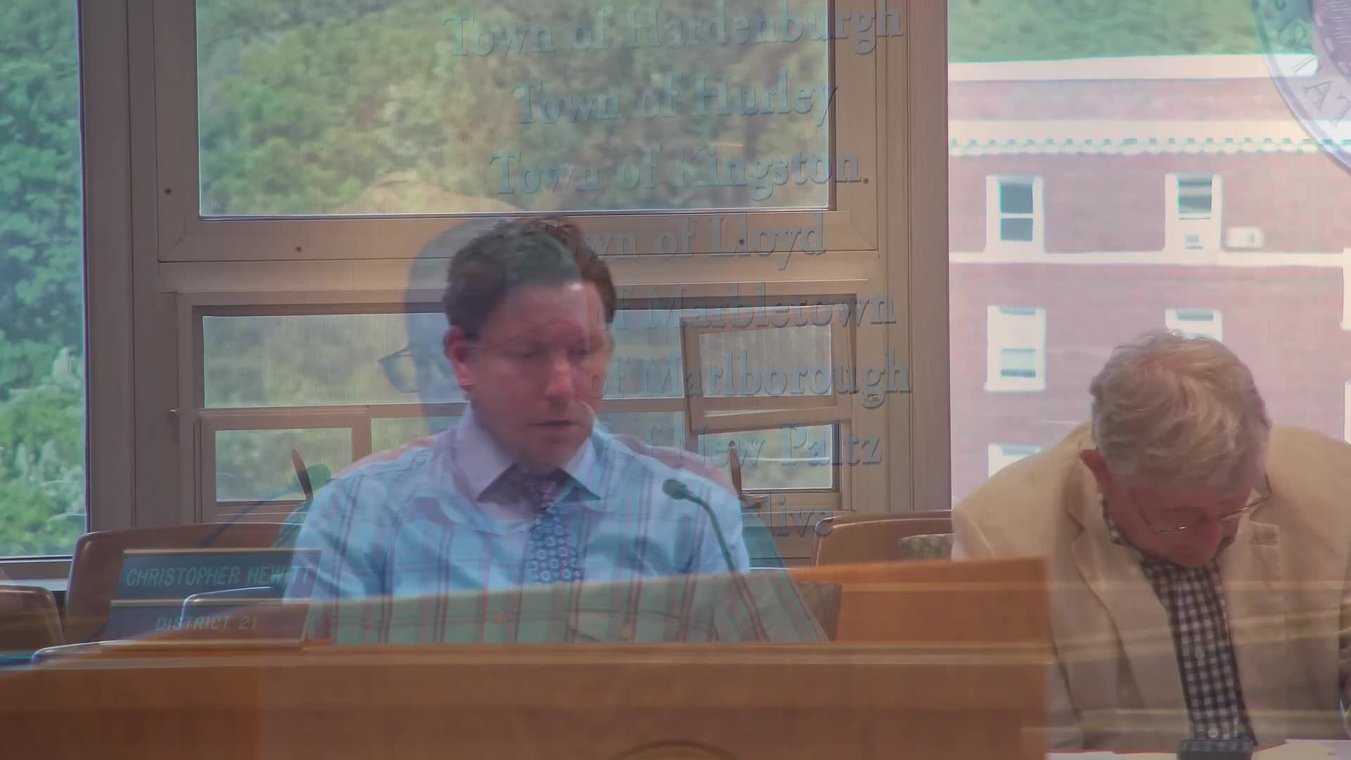 Legislature debates UCRA service agreement amendment; counsel proposes notice at $40 million bond threshold