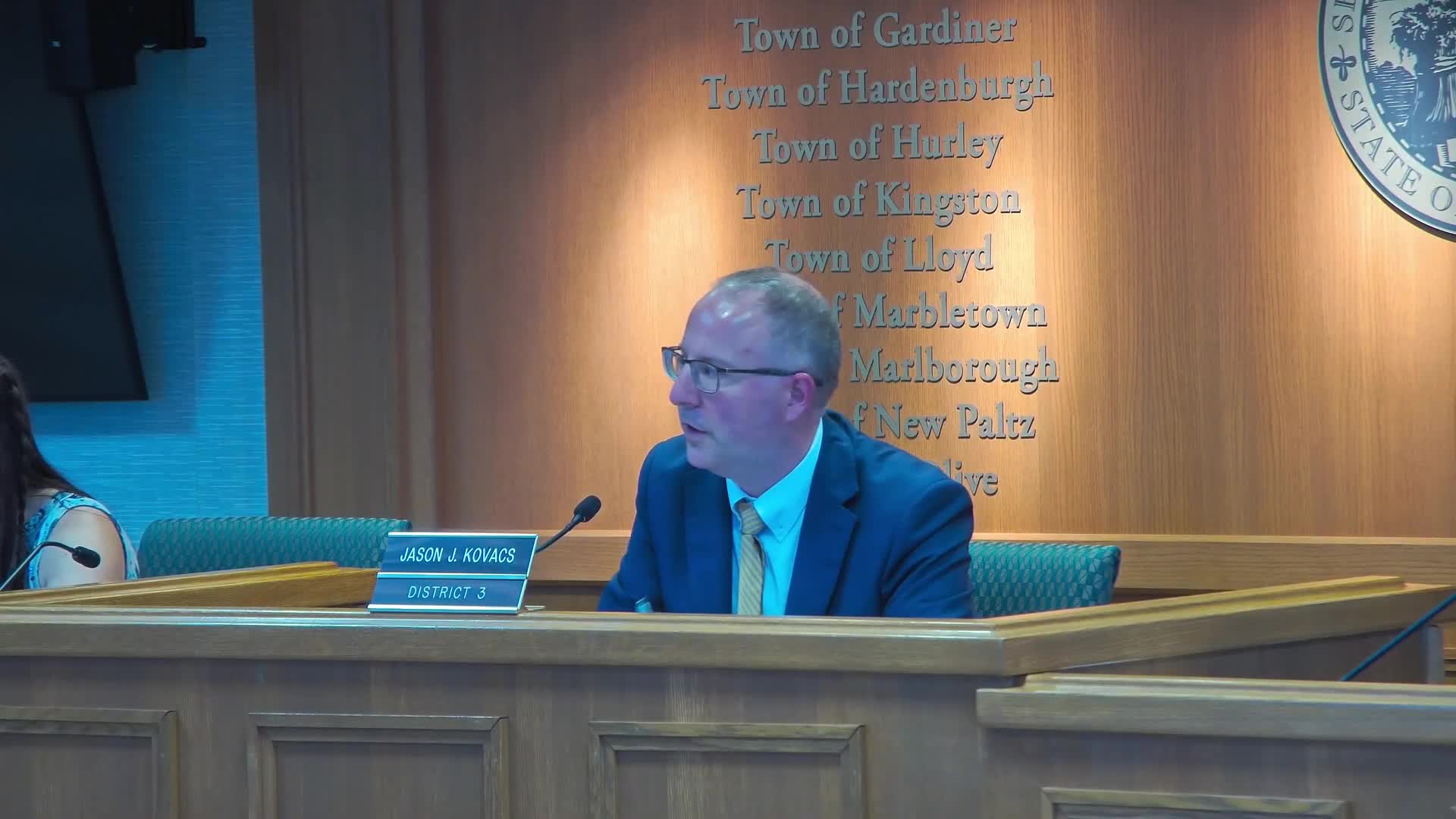 Committee approves memorandum of agreement with sheriff’s employee association for 2025–28