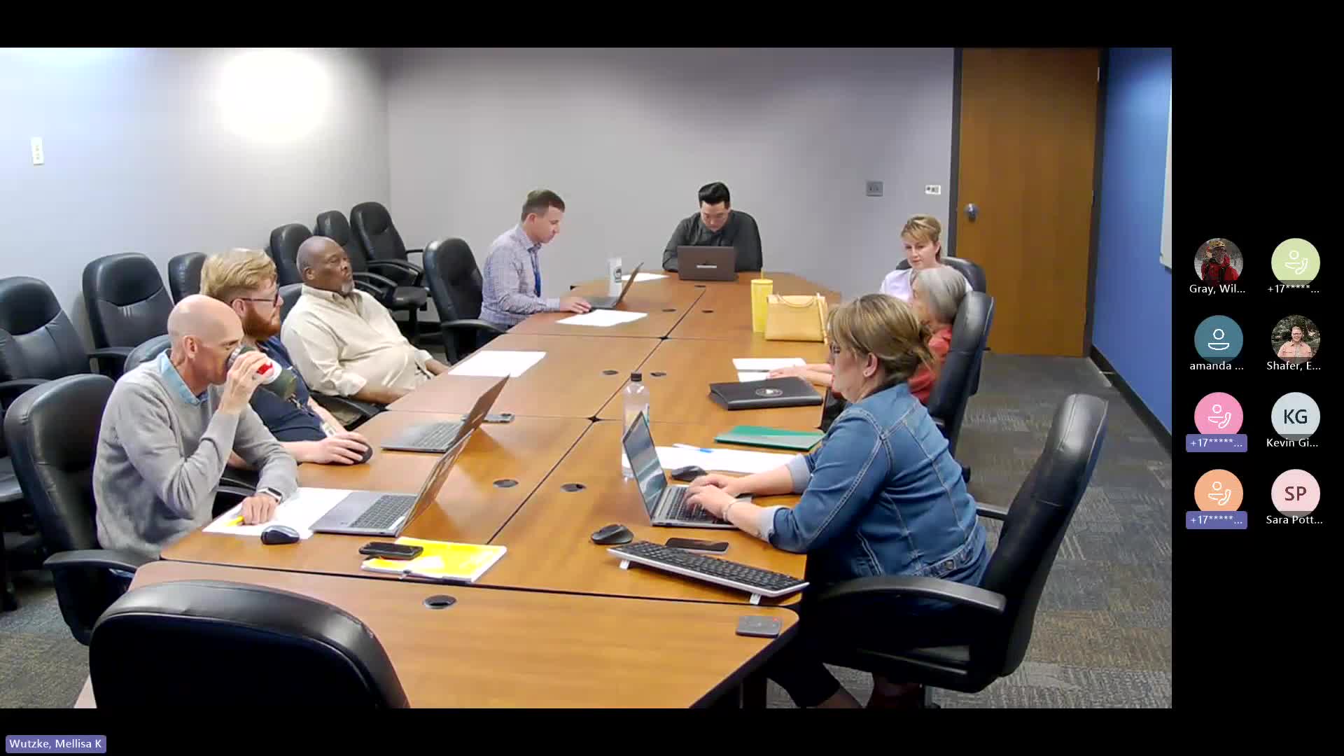 Board approves consent-item deck at 1424 N. Tejon without discussion