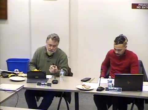 Town Leaders Discuss Budget Cuts and Future Fleet Plans in Cumberland Meeting