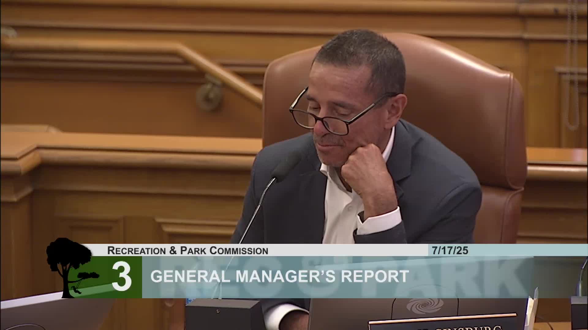San Francisco Golfers Protest New Fees at Public Commission Meeting