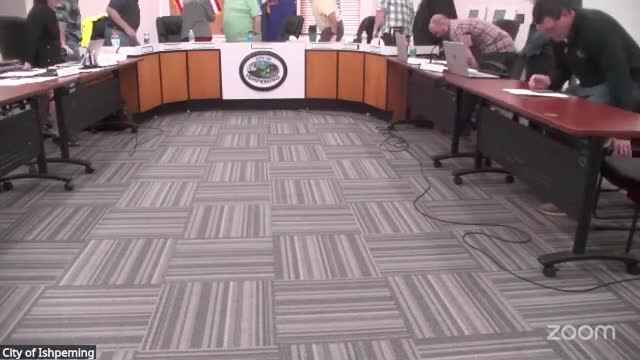 Mayor Scanlon Leads Council in Approving Amended Agenda