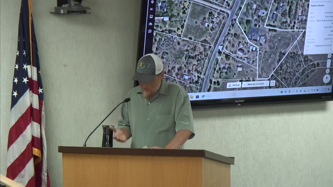 Residents Discuss Erosion Control Measures with Oak Grove Planning Commission