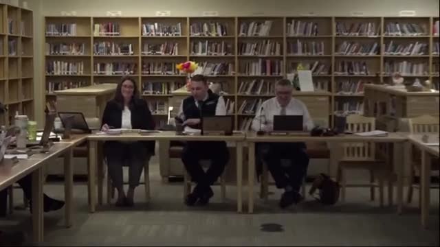 School Board Approves 2025-26 Calendar with Revised Early Dismissal Date