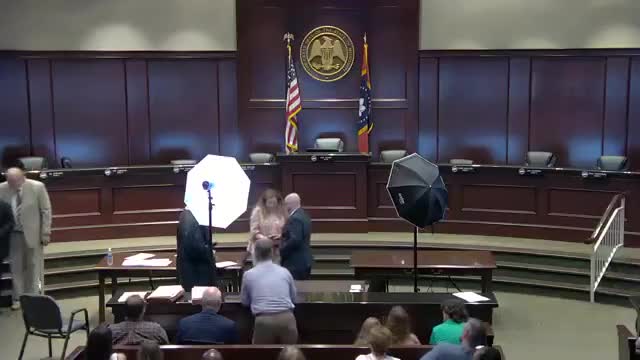 Olive Branch holds swearing-in for mayor, aldermen and multiple city officials