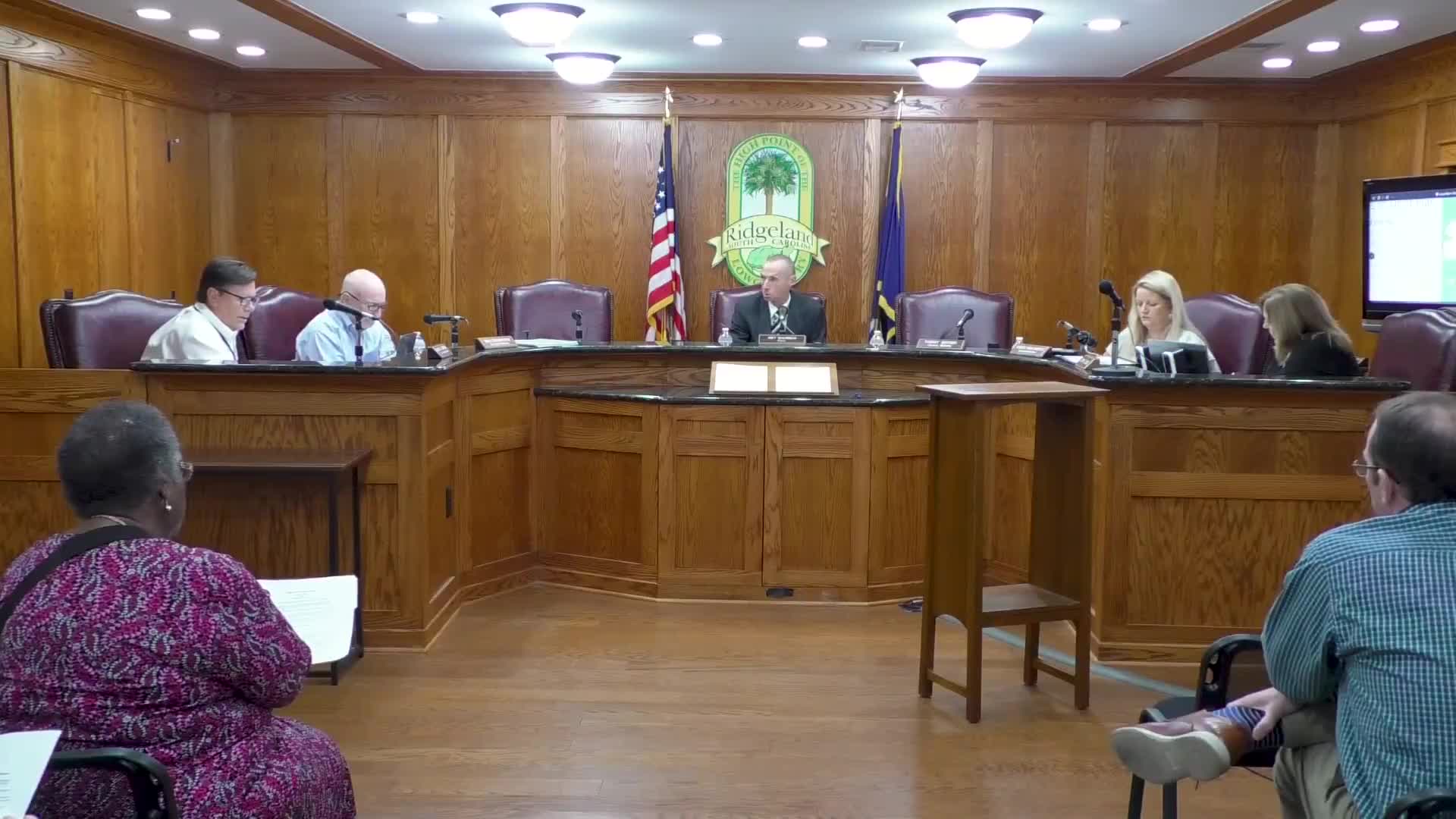 Ridgeland council adopts water and sewer rate increases; residents press council on irrigation charges
