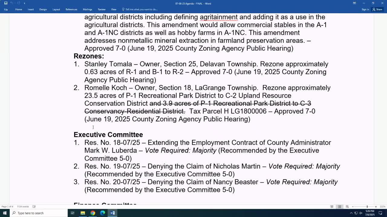 County Board extends Walworth County administrator contract despite one member’s objections