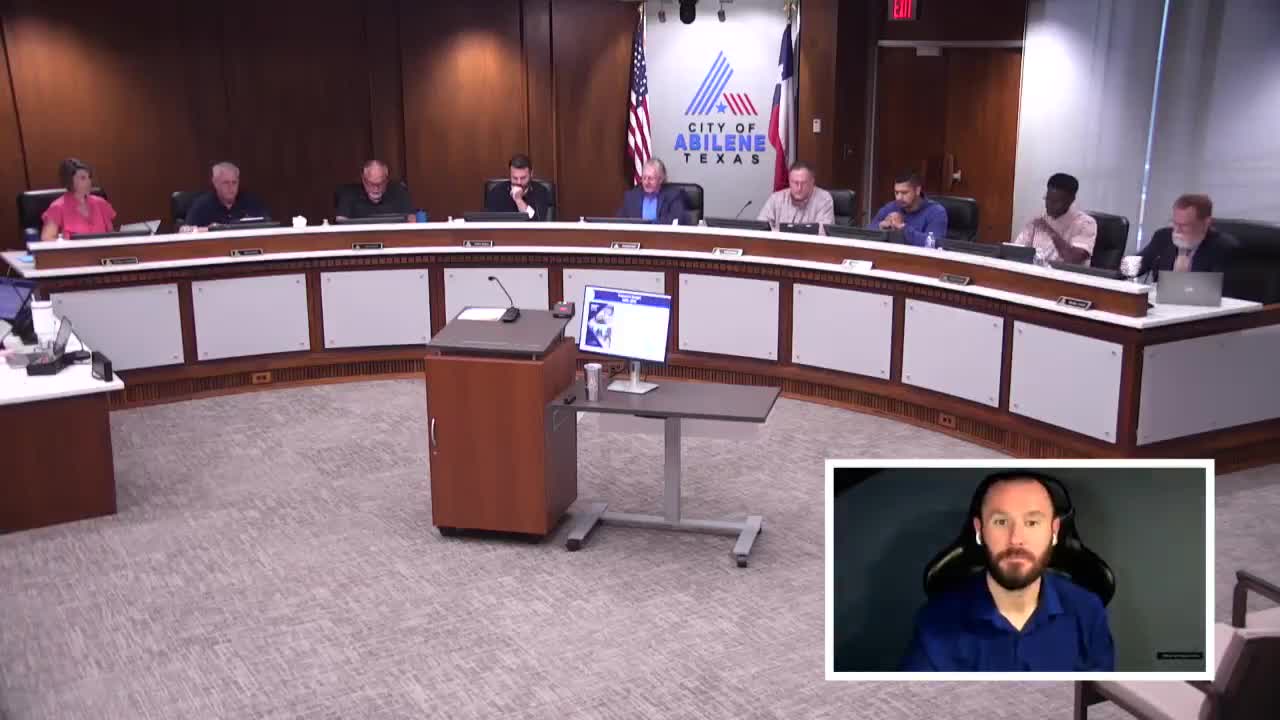 Finance Director Knight presents 2026 budget proposal to city council