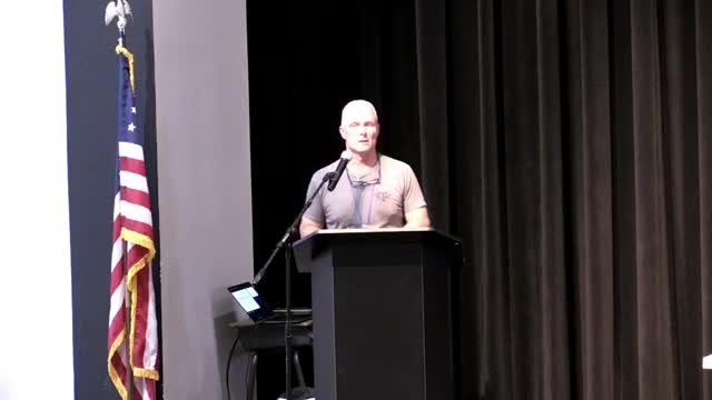 Kerrville Officials Discuss Flood Recovery Strategies and FEMA's Role at Community Meeting