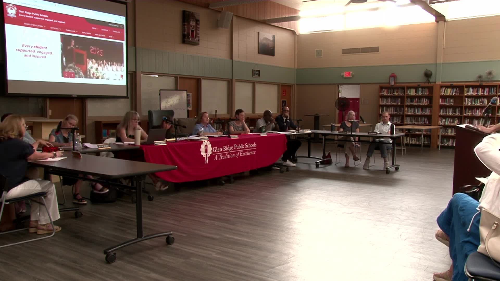 Glenridge School Board Discusses Superintendent Search and Teacher Recruitment Challenges