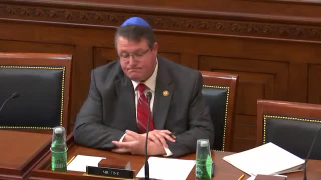 Congressman Webster Introduces Florida Safe Seas Act to Prohibit Shark Feeding