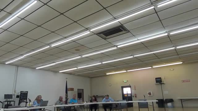 Commissioners debate solar setbacks, developer obligations and possible moratorium as residents and staff seek clearer policy