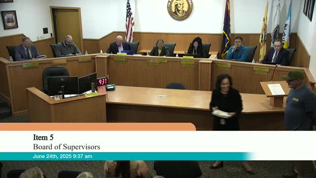 Navajo County board adopts comprehensive zoning overhaul including renewable-energy rules