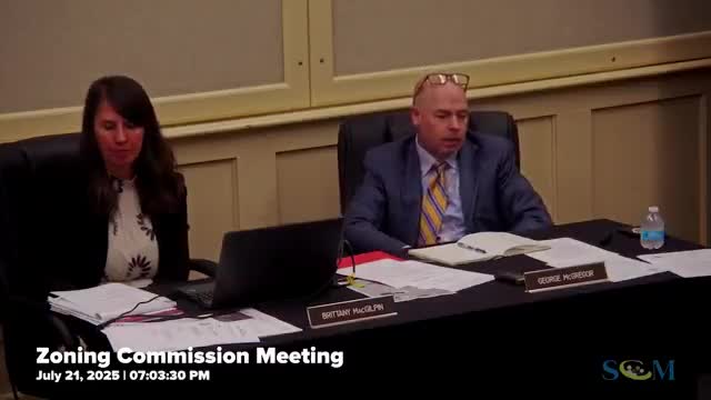 Simsbury planning panel approves updated Simsbury Commons sign plan