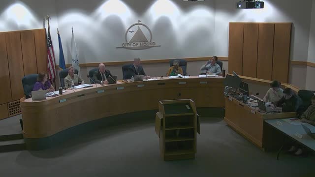 Brian Simmons outlines Mound's water treatment plan addressing manganese contamination