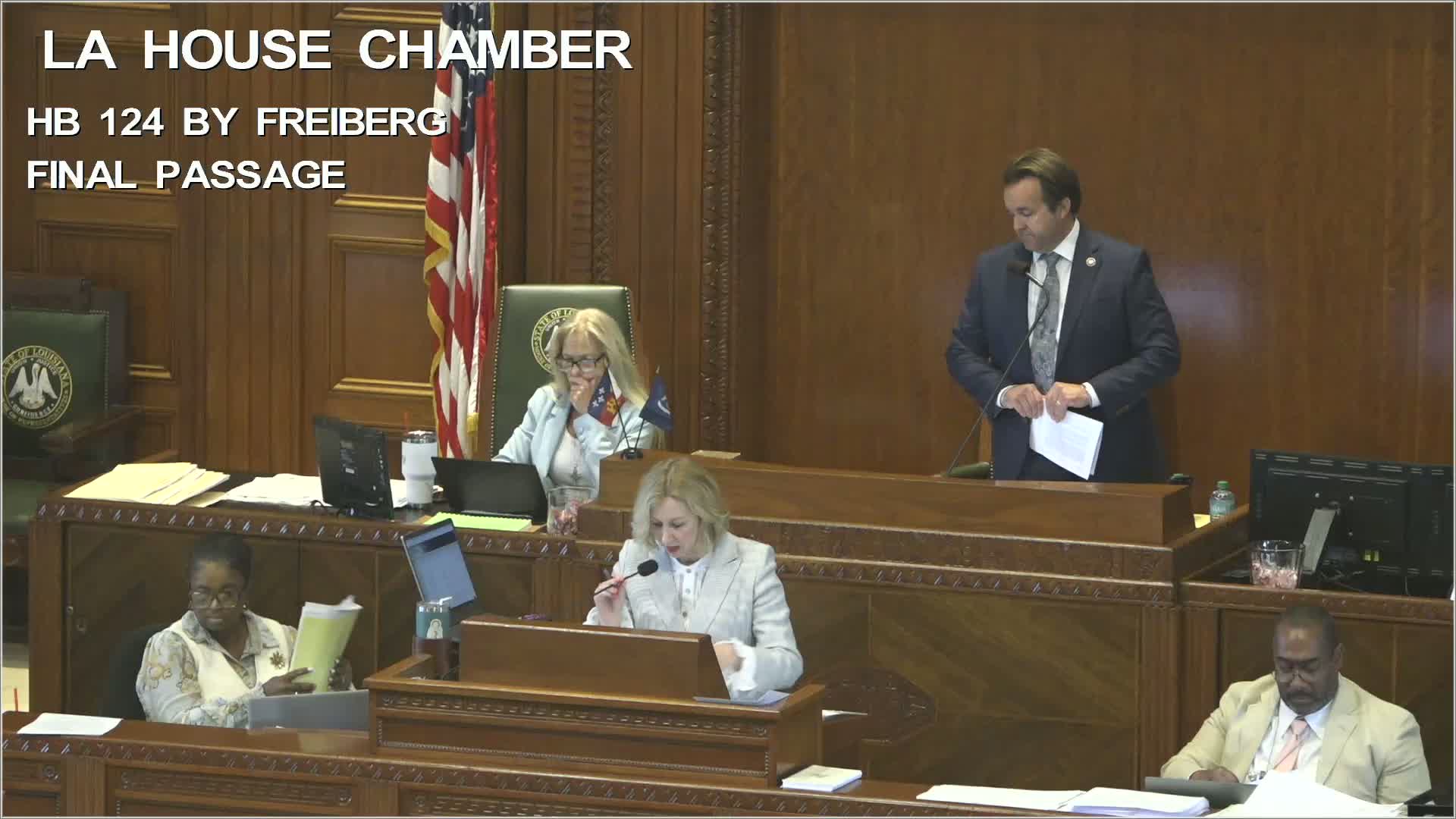 Louisiana House advances plan to redraw 19th Judicial District into two districts with one at‑large seat