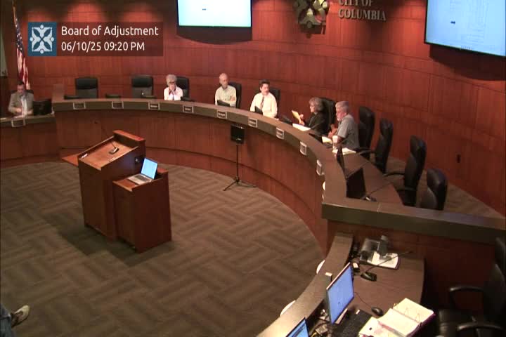 City Council debates parking and traffic issues in new housing development proposal