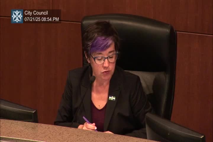 Utilities Director Keyes Unveils Utility Customer Service Survey Results in City Council Meeting