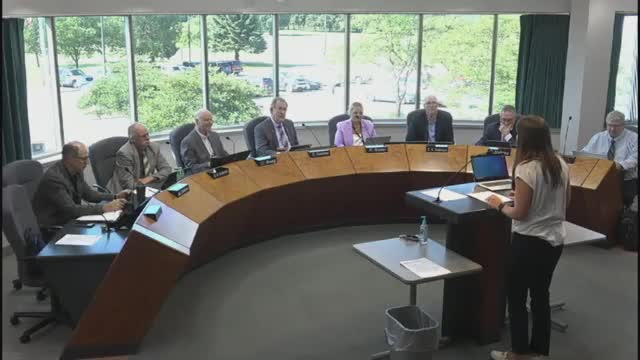 Board approves resolution letting jail administrator retain police-and-fire retirement membership