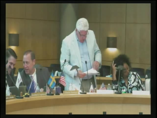Council reviews lease and operating agreement that gives Friends of Coronado nominal rent, retains certain city capital responsibilities