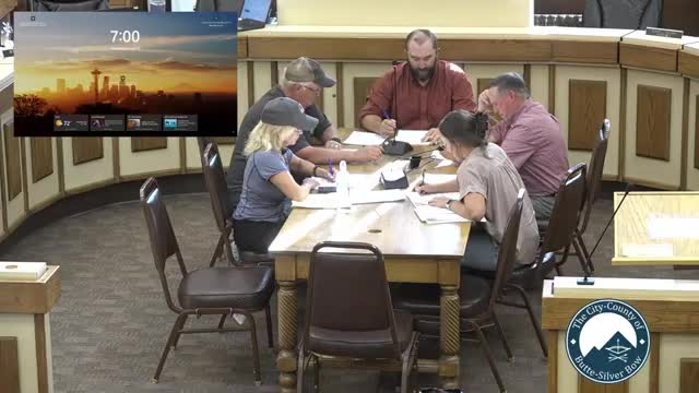 Commissioners hold tax-deed auction resolution; county attorney clarifies ‘cash only’ applies to auction sales