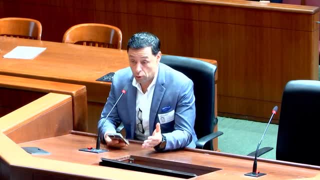 Scooter Users Urge Houston Officials to Consider Regulation Over Downtown Ban