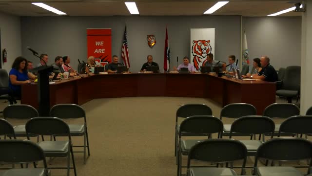 Board Celebrates Successful Booster Golf Tournament and Foundation Event