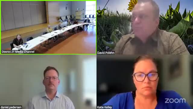 District 21 elects Betsy Hagee chair, David Pauline vice chair after roll-call votes