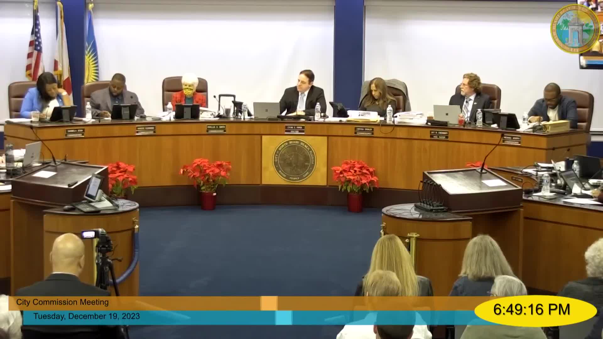 Commissioners Welcome New Mayor Piper and Celebrate Holiday Spirit in North Miami Beach