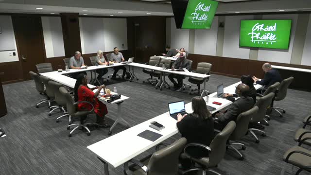 Grand Prairie Planning Commission Briefs Agenda Ahead of Public Hearing