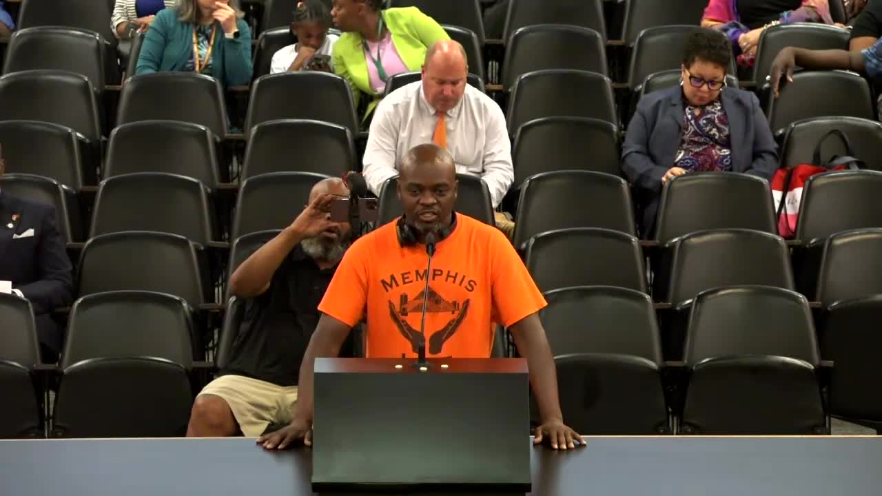 Memphis Citizens Demand Term Limits for School Board Members Amid Accountability Concerns
