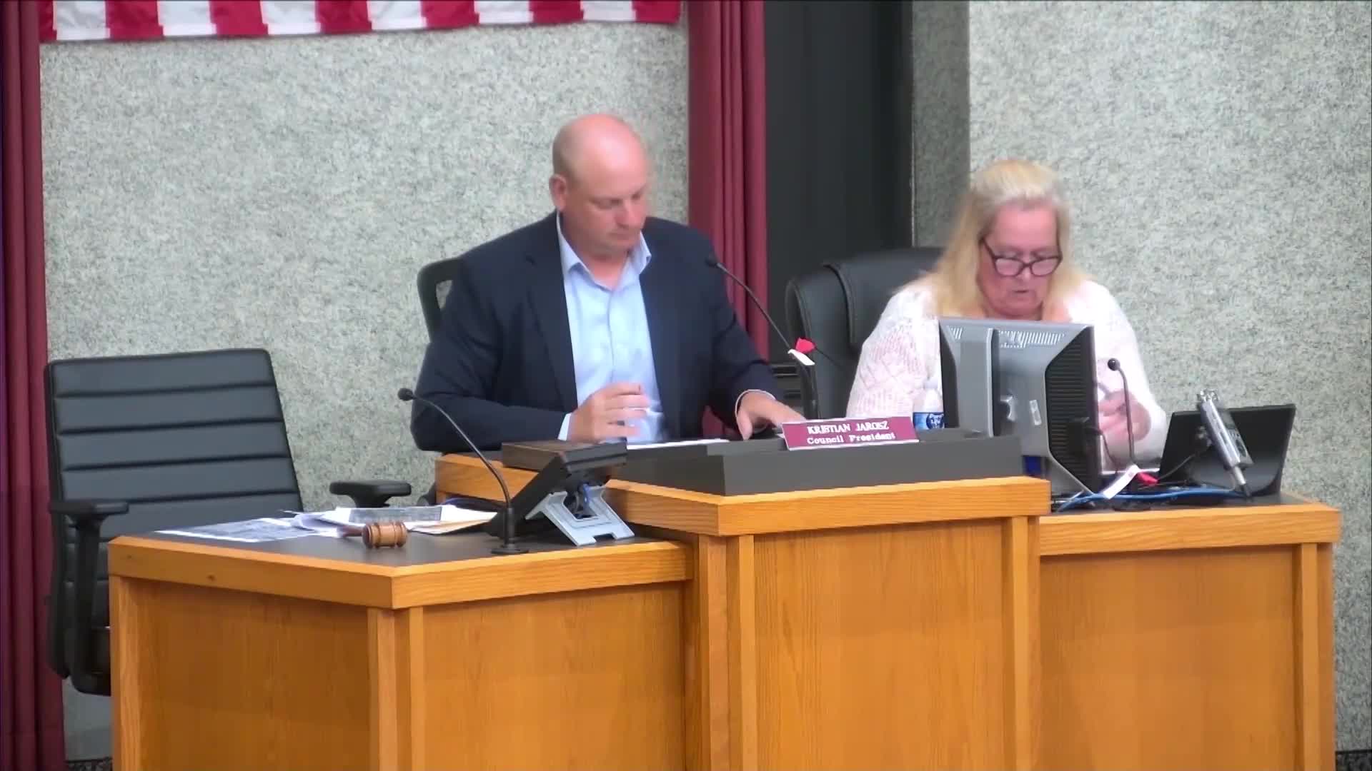 Council tables paving contract for private East 233rd Street after ownership clarification