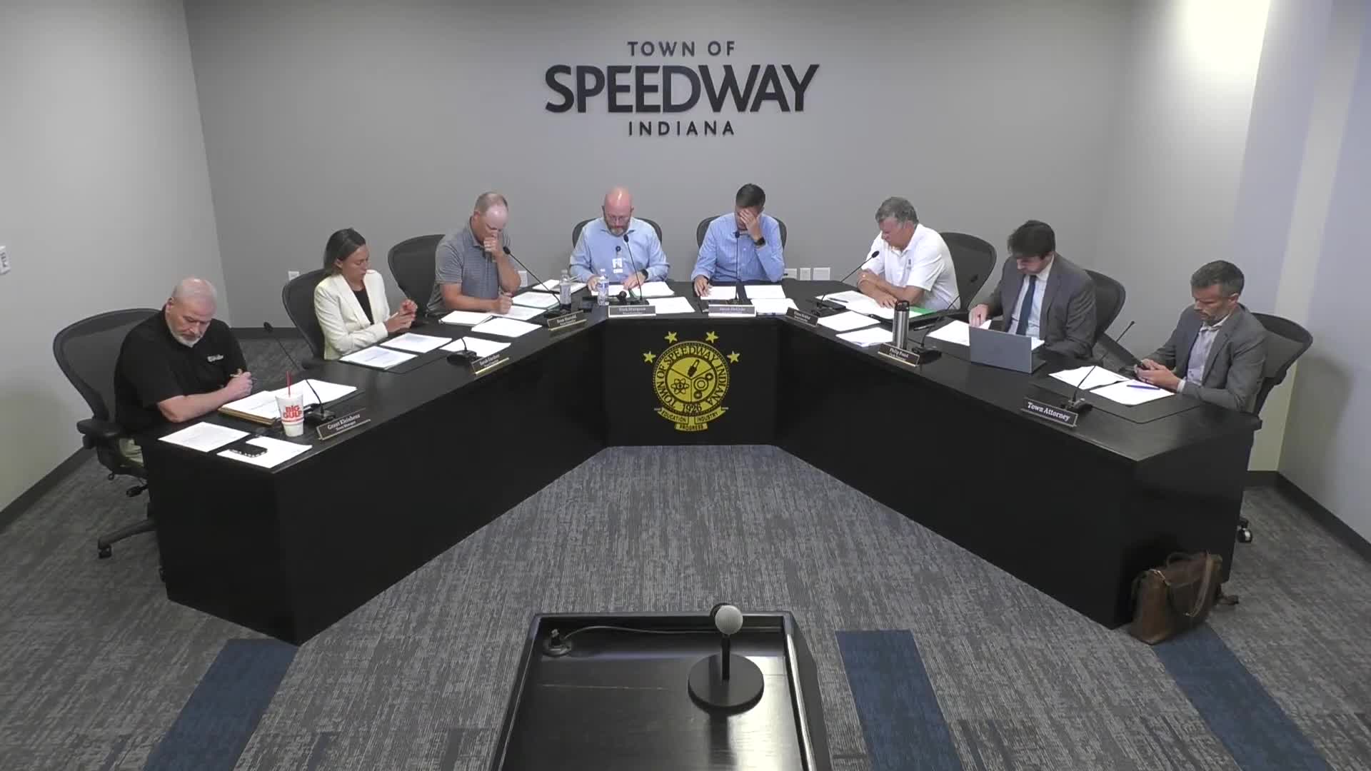 Speedway Town Council Considers Job Salary Ordinance for 2025