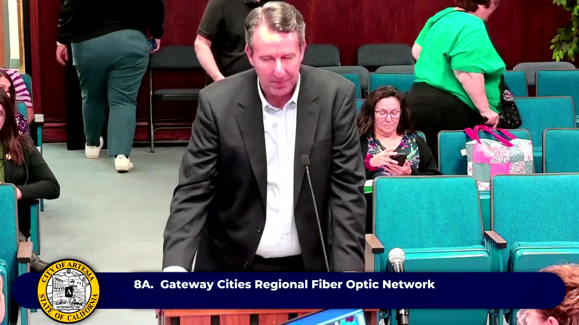 Gateway COG plans free fiber trunk to connect Artesia; costs, timelines and local options discussed
