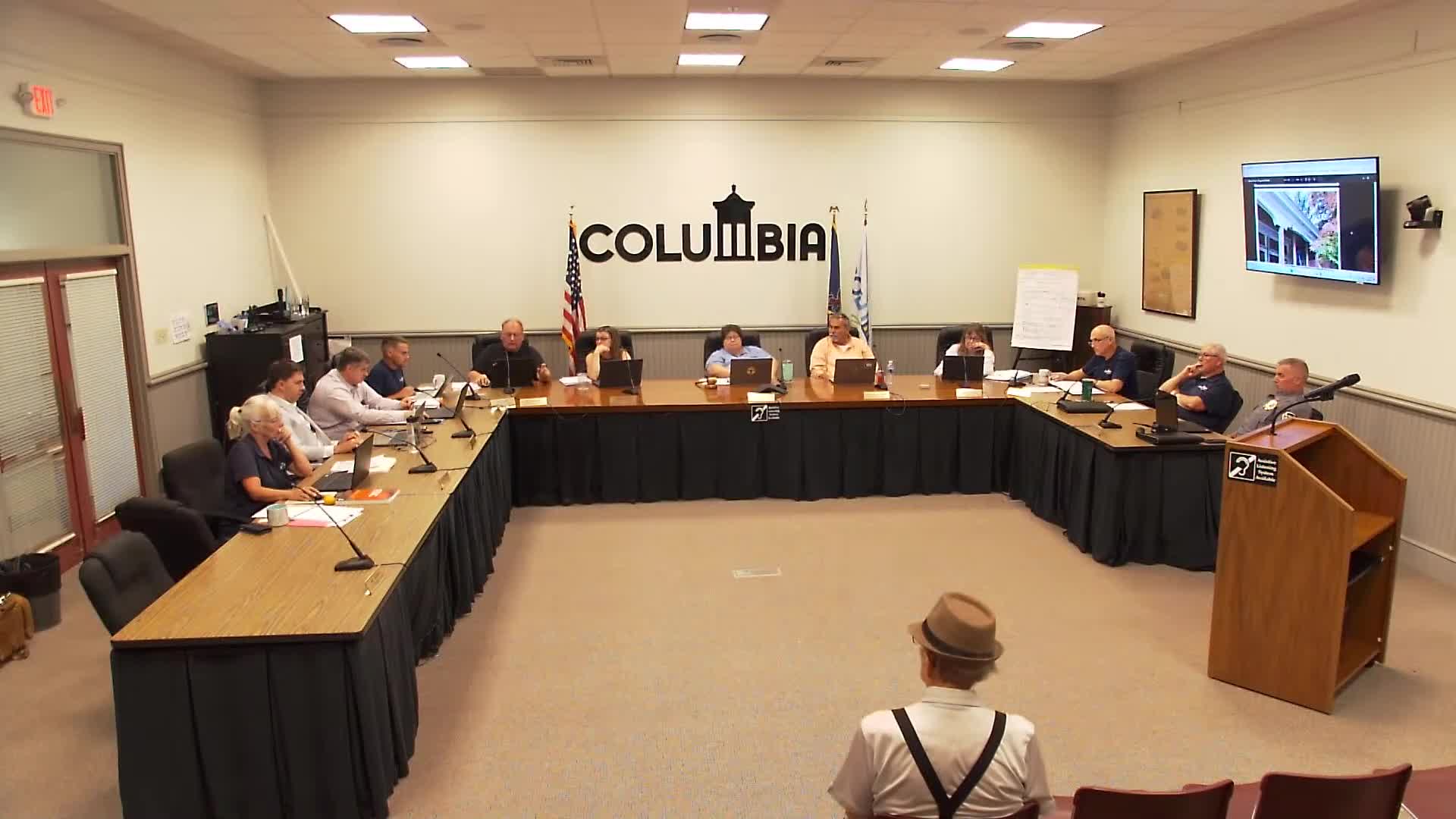 City Council Addresses Historic District Wall and Sidewalk Delineation Changes