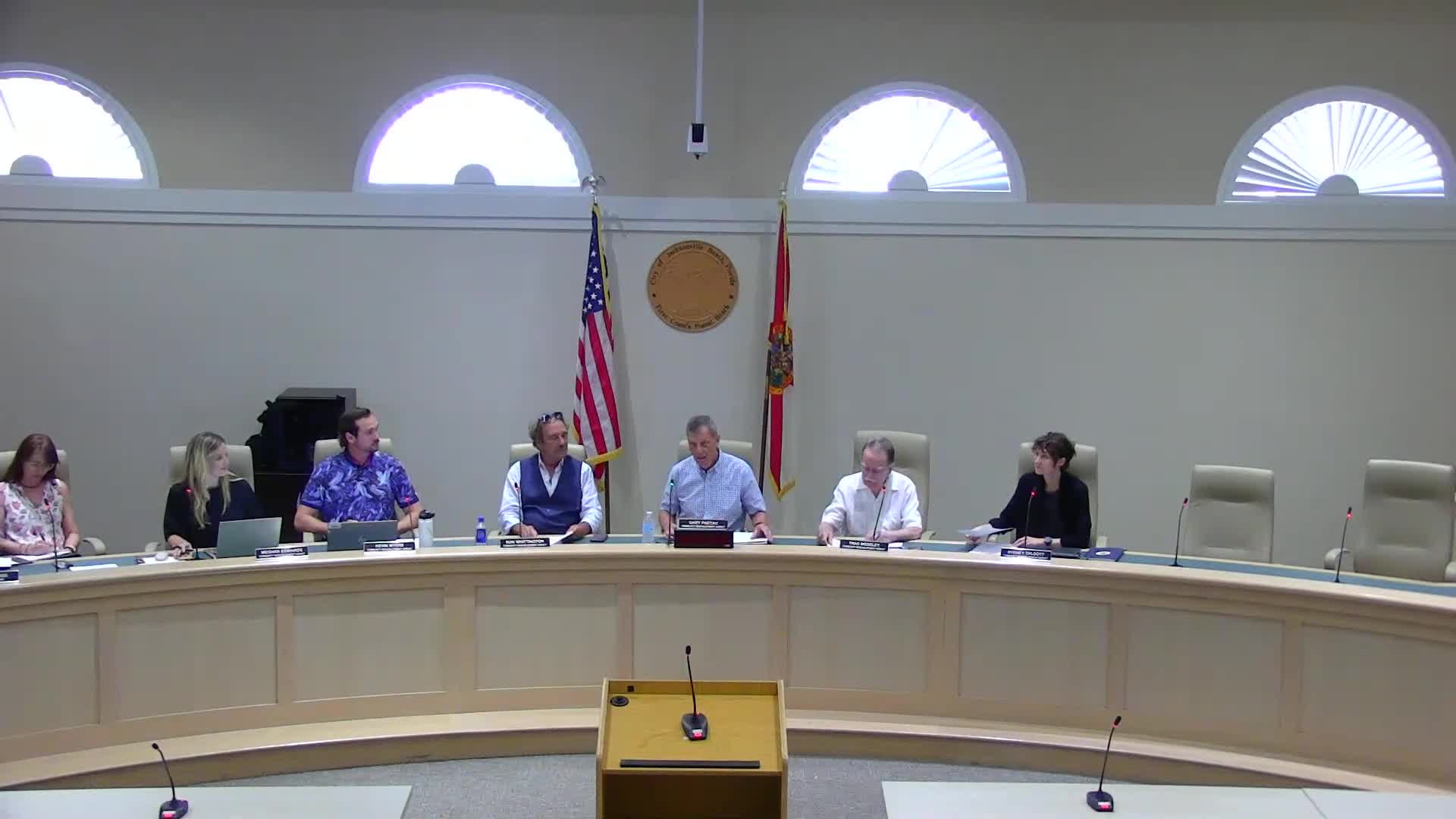 Ken Marsh proposes maintenance tracking system for downtown improvements