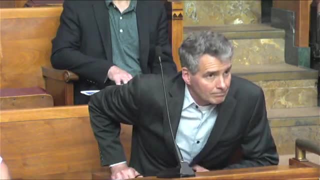 Council committee sends cannabis permit for 1923 Seneca without recommendation after public hearing; neighbor raises proximity concerns