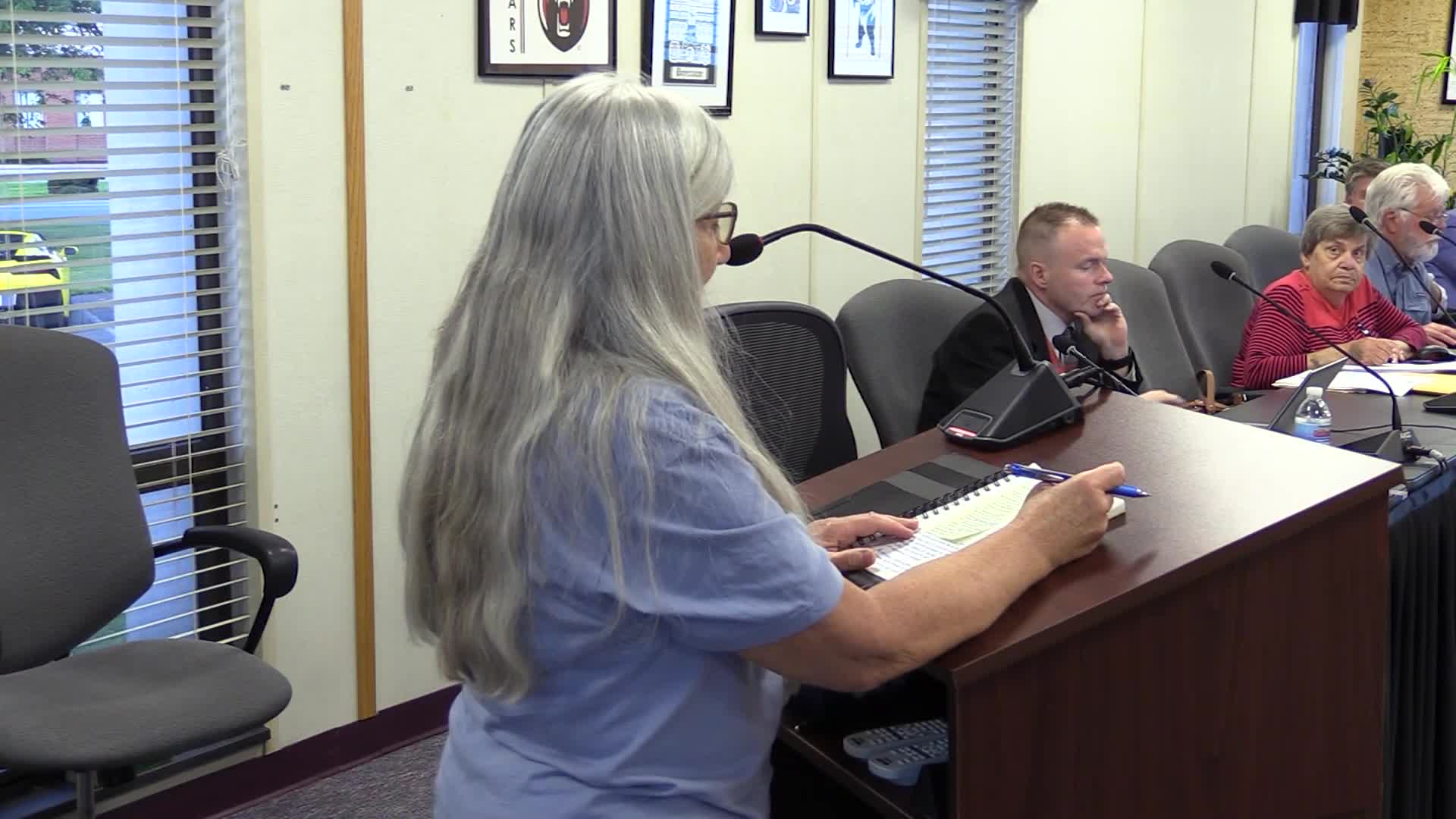 Board: AI use policies still under review; no districtwide detector required now