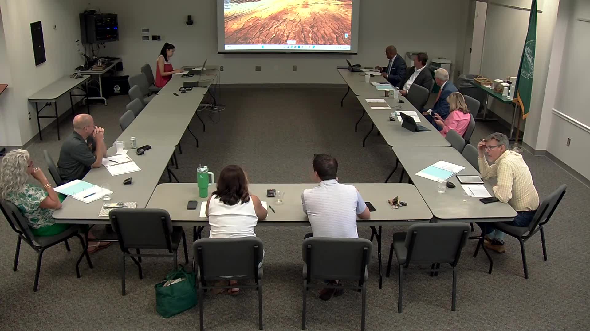 Roswell City Council Approves $32K Agreement for Crabapple Oaks Pavement Repair