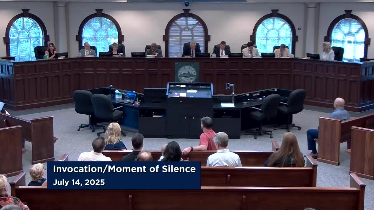 City Administrator Knighton outlines public participation rules for Roswell council meetings