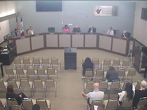 Sioux City board approves new hires after long debate, votes on administrator salaries