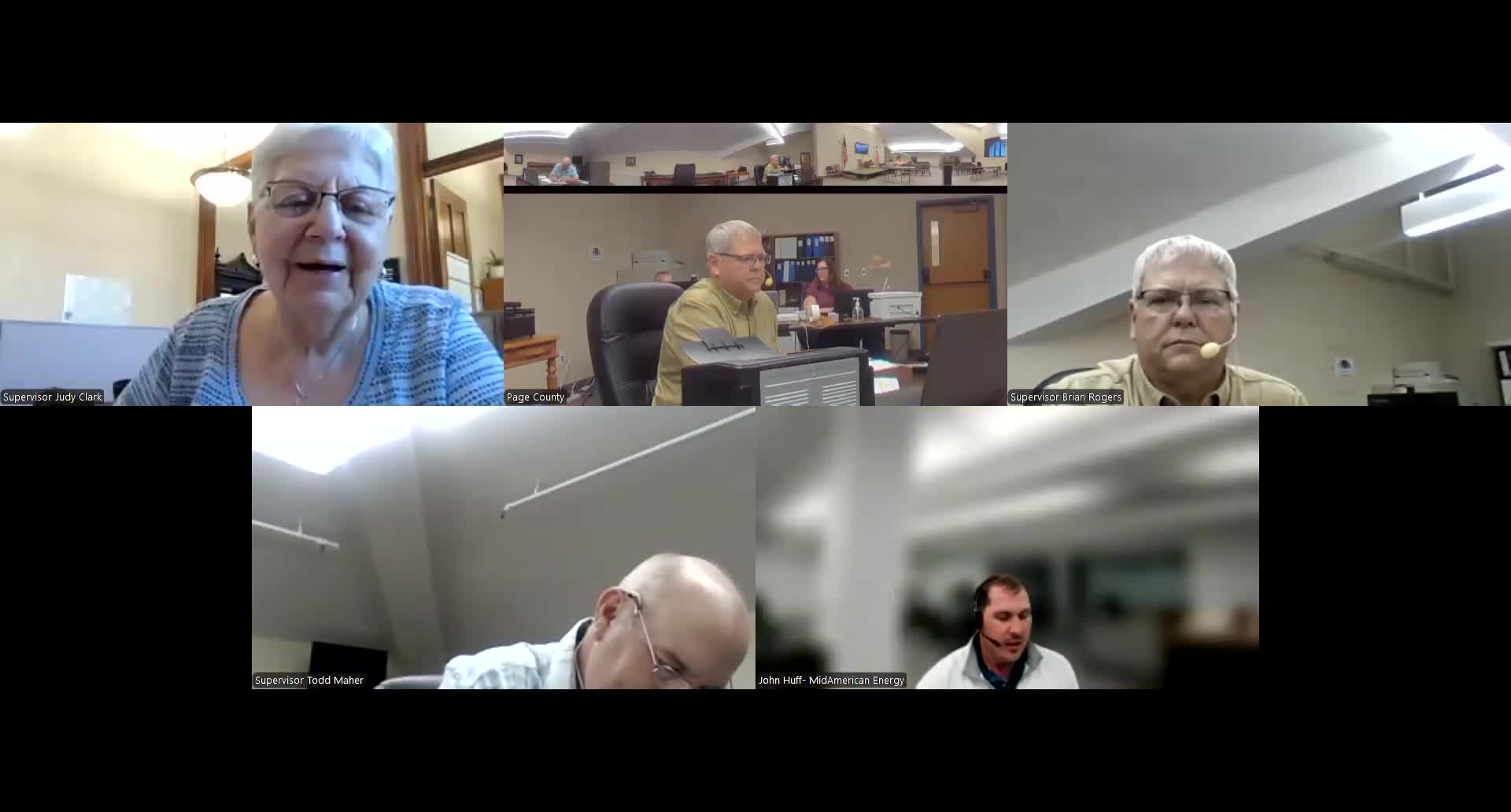 MidAmerican Energy says turbine components could arrive mid‑ to late next week; crews placed rock near substation