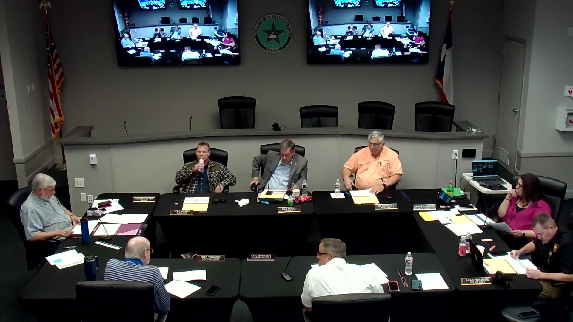 Council hears concern about high IT costs, Bridgehead services and plans to seek new bids