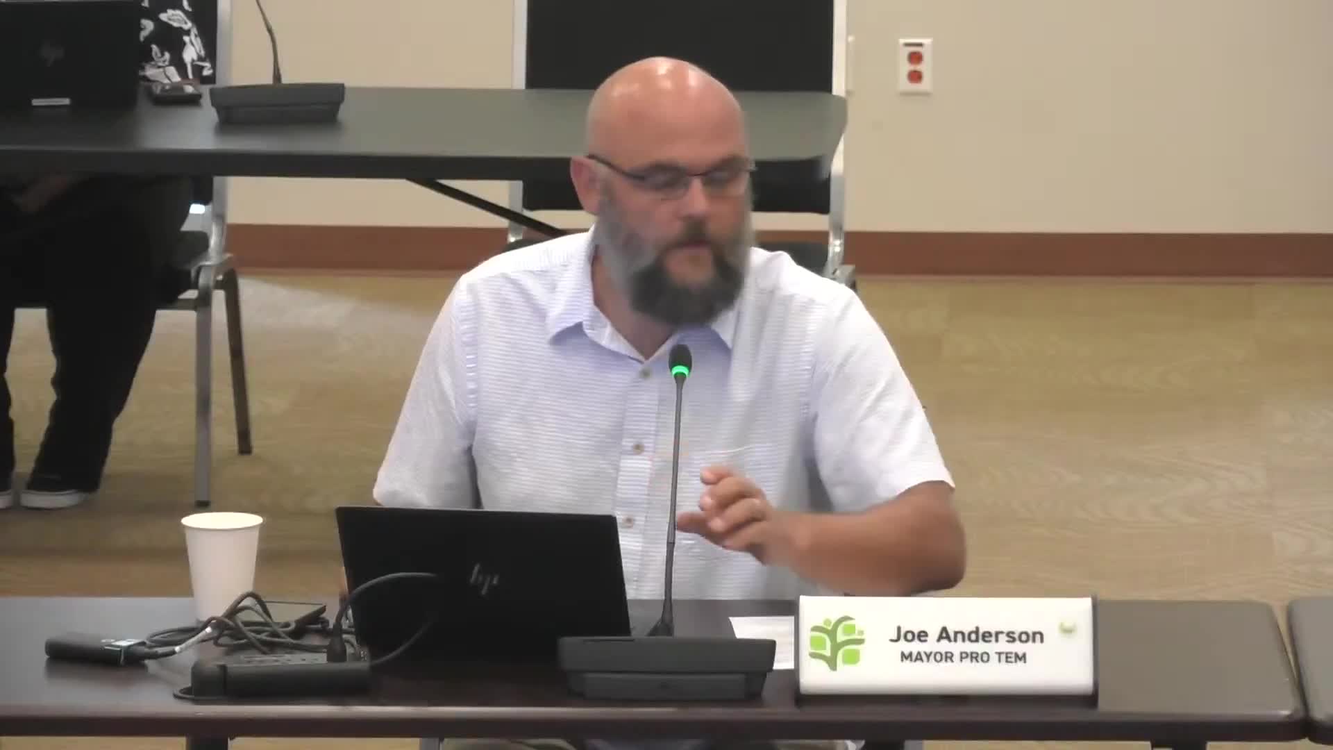 Englewood reviews South Metro waste-diversion plan as producer-responsibility law approaches